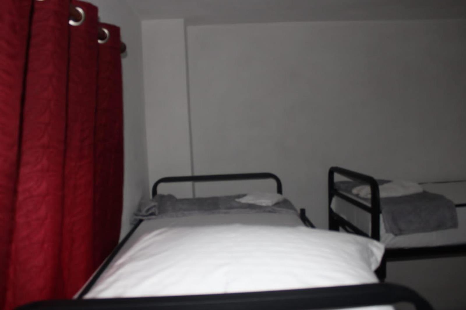 Crew Hostel Tirana Exterior photo